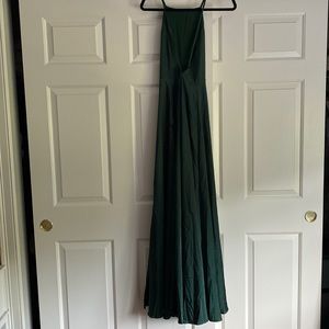 Lulus green formal dress, never worn size small